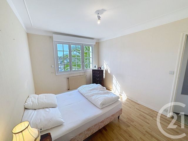 maison à vendre - 5 pièces - 133.3 m2 - LE RELECQ KERHUON - 29 - BRETAGNE - Century 21 Agence Du Léon