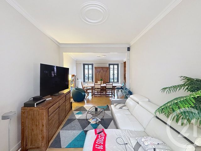 Appartement T6 à vendre - 5 pièces - 116.85 m2 - LANDIVISIAU - 29 - BRETAGNE - Century 21 Agence Du Léon