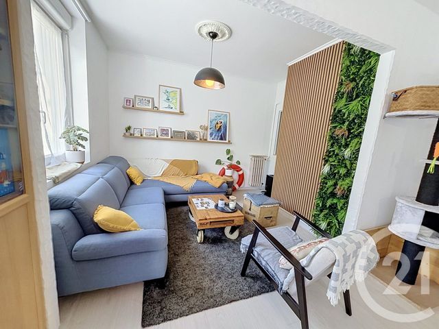 Appartement T4 à vendre - 4 pièces - 77.08 m2 - LANDERNEAU - 29 - BRETAGNE - Century 21 Agence Du Léon