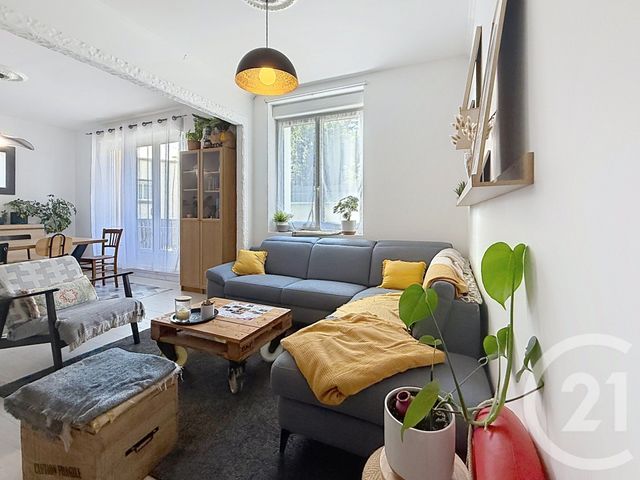 Appartement T4 à vendre - 4 pièces - 77.08 m2 - LANDERNEAU - 29 - BRETAGNE - Century 21 Agence Du Léon