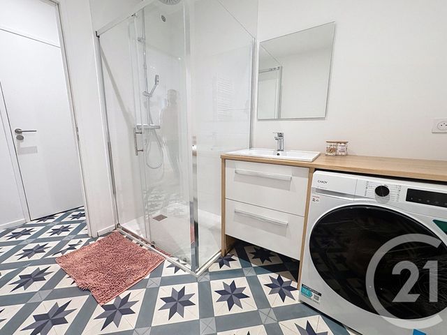 Appartement T2 à vendre - 2 pièces - 50.42 m2 - LANDERNEAU - 29 - BRETAGNE - Century 21 Agence Du Léon